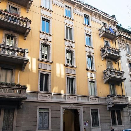 Sophisticated Apt Near Duomo Milan Exterior photo