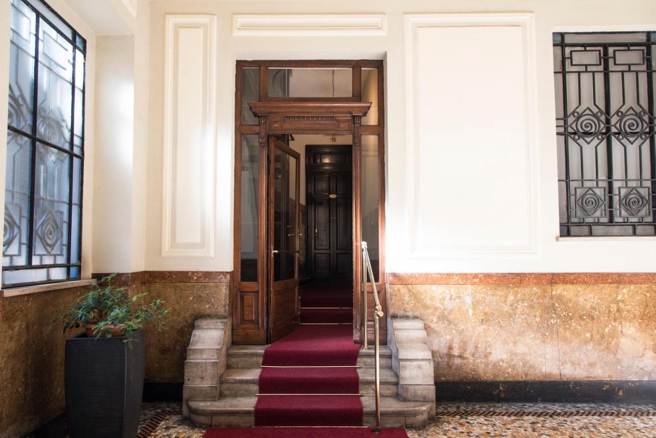 Sophisticated Apt Near Duomo Milan Exterior photo
